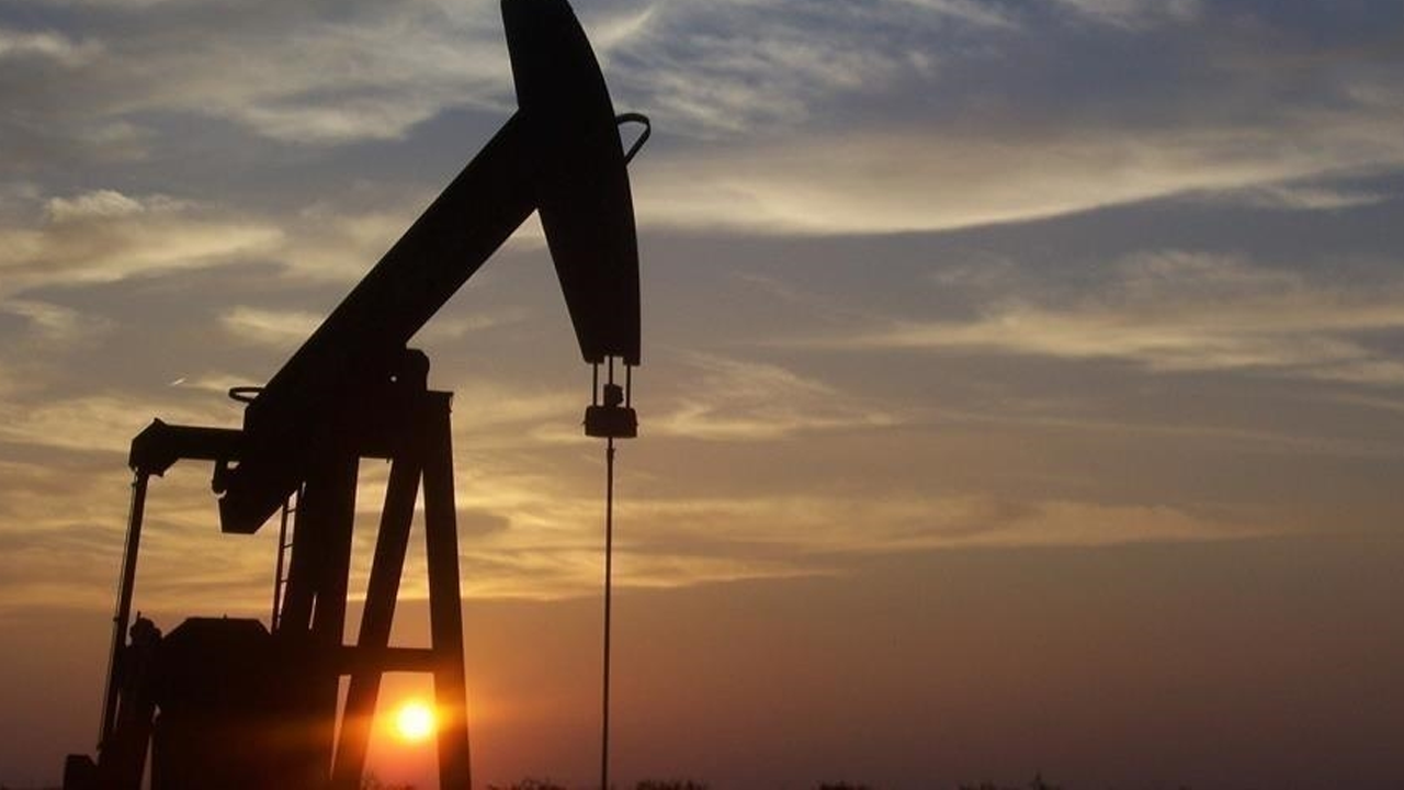 Brent petrolün varil fiyatı 82,88 dolar oldu
