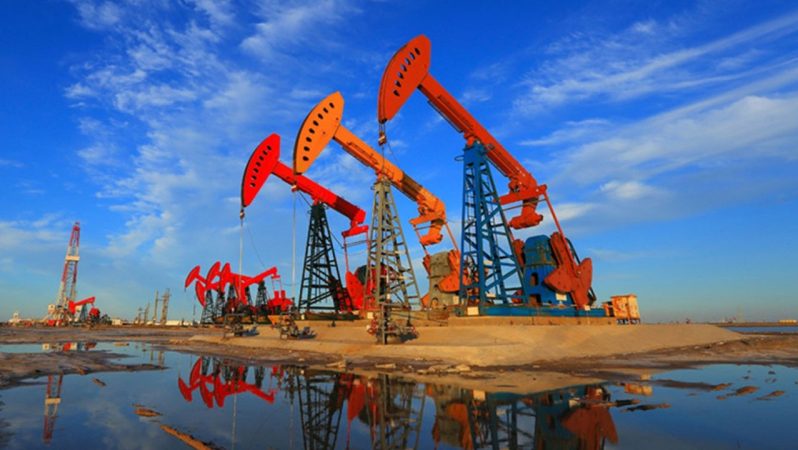 Brent petrolün varil fiyatı 84,25 dolardan süreç görüyor