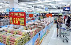 Çin’de üretici ve tüketici enflasyonu geriliyor; deflasyon riski var