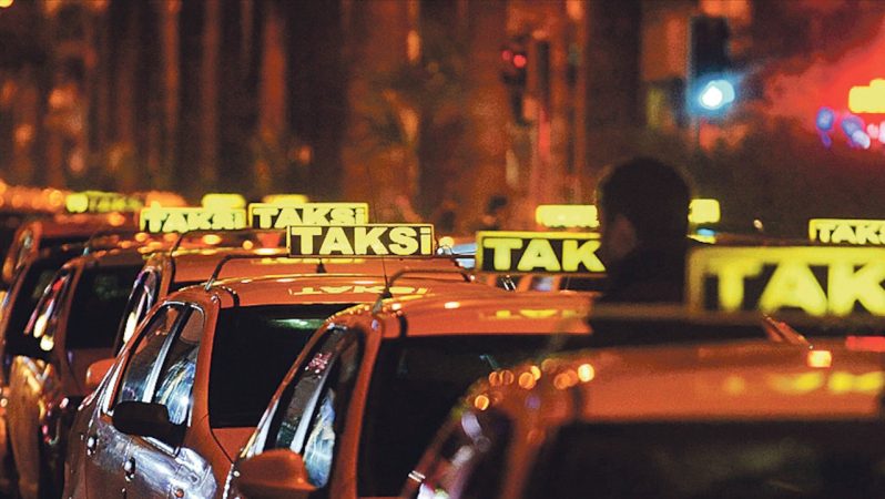 İstanbul’da yol ücretlerine zam geliyor: Taksiciler yüzde 100 zam istedi