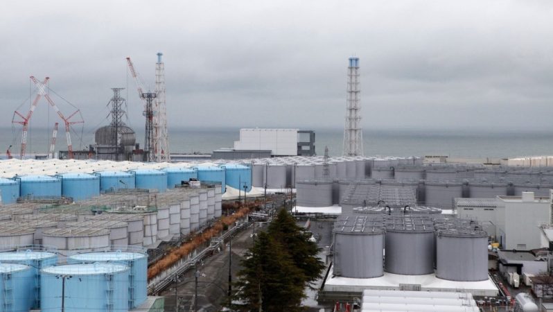 Japonya radyoaktif atık suyu okyanusa boşaltmaya başladı
