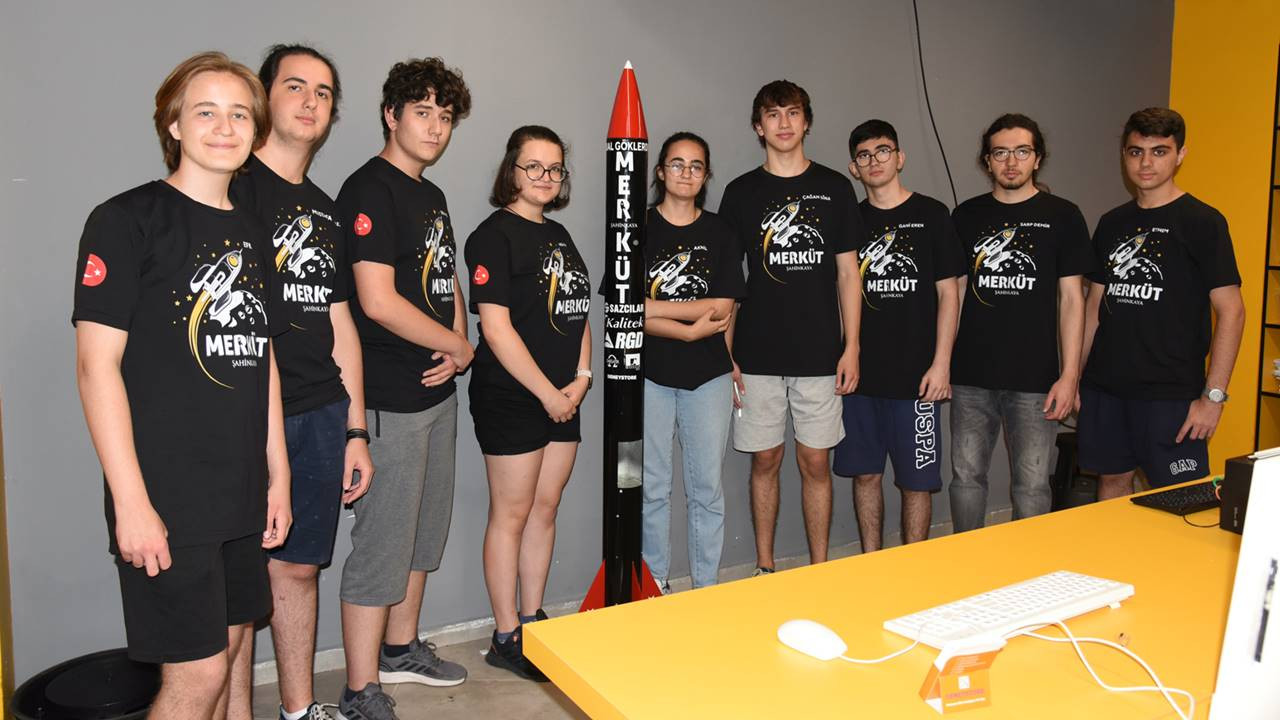 Şahinkayalı öğrencilerin Merküt roketi TEKNOFEST’te birincilik için yarışacak