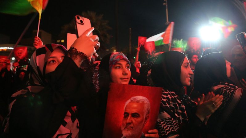 İran’dan Filistin’e dayanak gösterisi