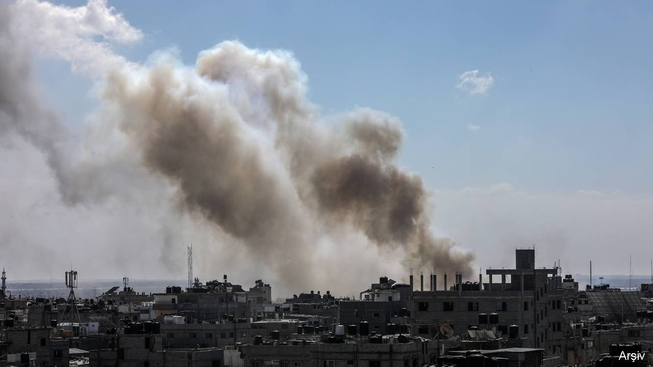 İsrail, Gazze’deki Hıttin Mescidi’ni bombaladı