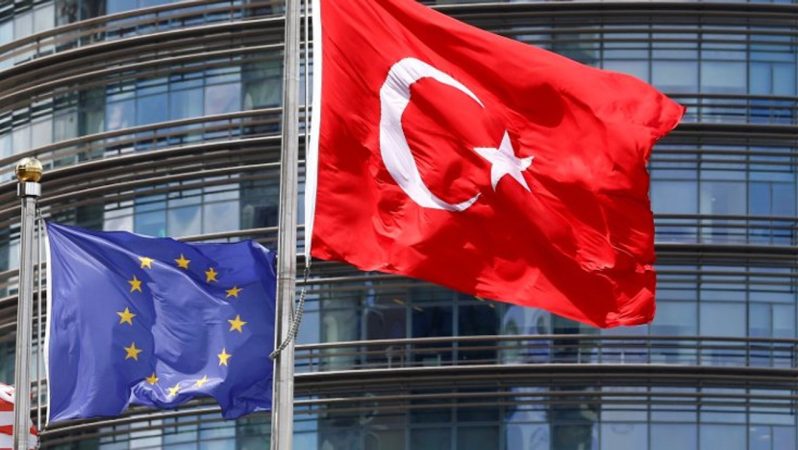AB ve Türkiye, Gümrük Birliği için masaya oturuyor