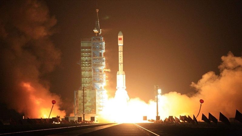 Japonya, Ay’a iniş aracını uzaya gönderdi