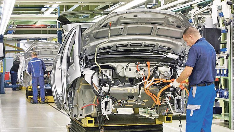 Otomotivde sekiz aylık üretim 1 milyona yaklaştı, satış yüzde 63 arttı