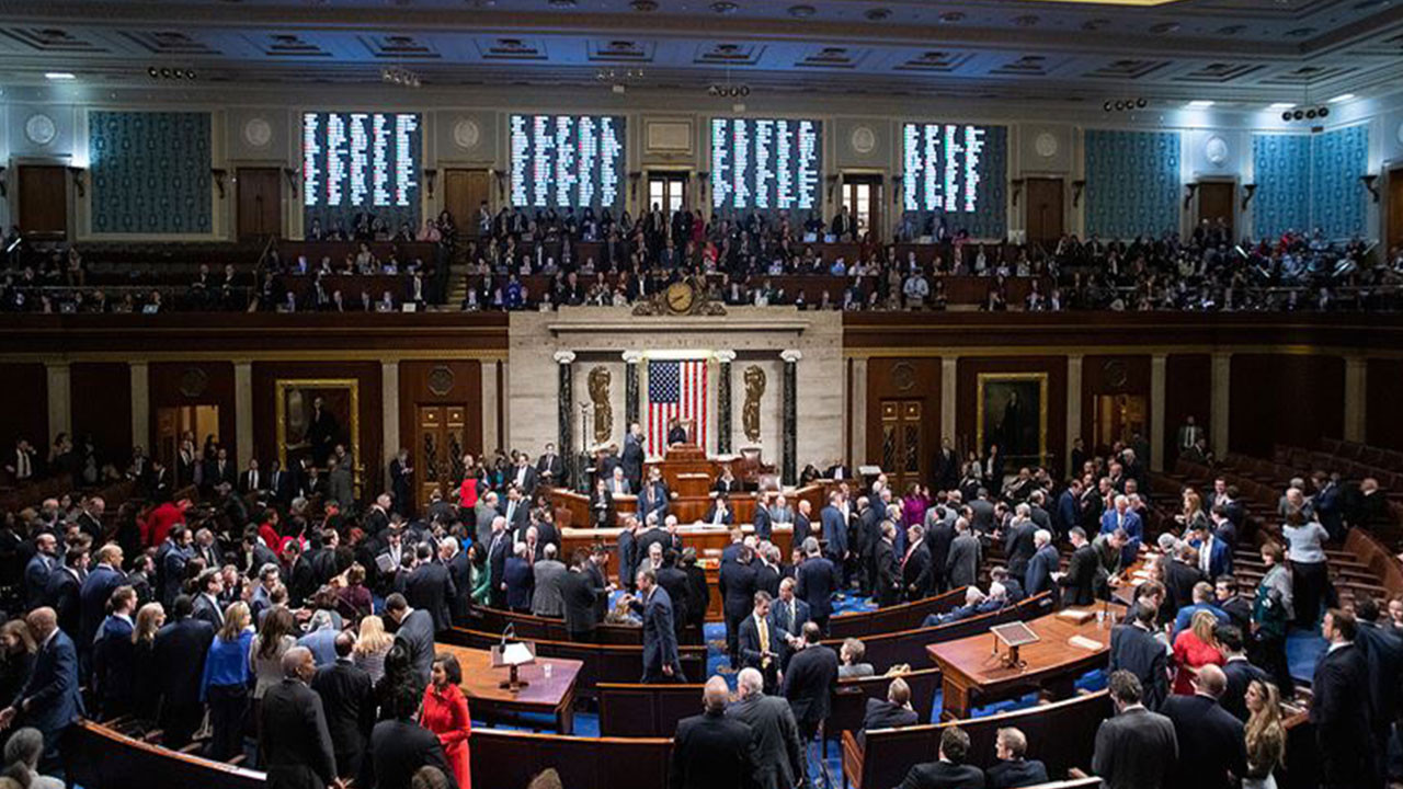 ABD Senatosu hükümetin kapanmasını önleyecek süreksiz bütçe tasarısını onayladı