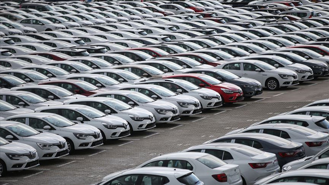 İkinci el çevrim içi oto pazarında geçen yıl 1 milyon 881 bin araç satıldı